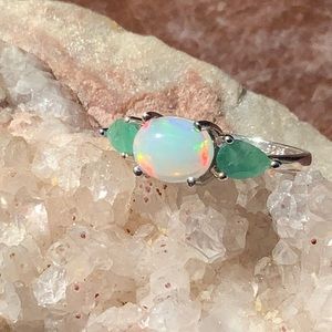 EMERALD & OPAL 925 STERLING SILVER RING, SIZE 7.75